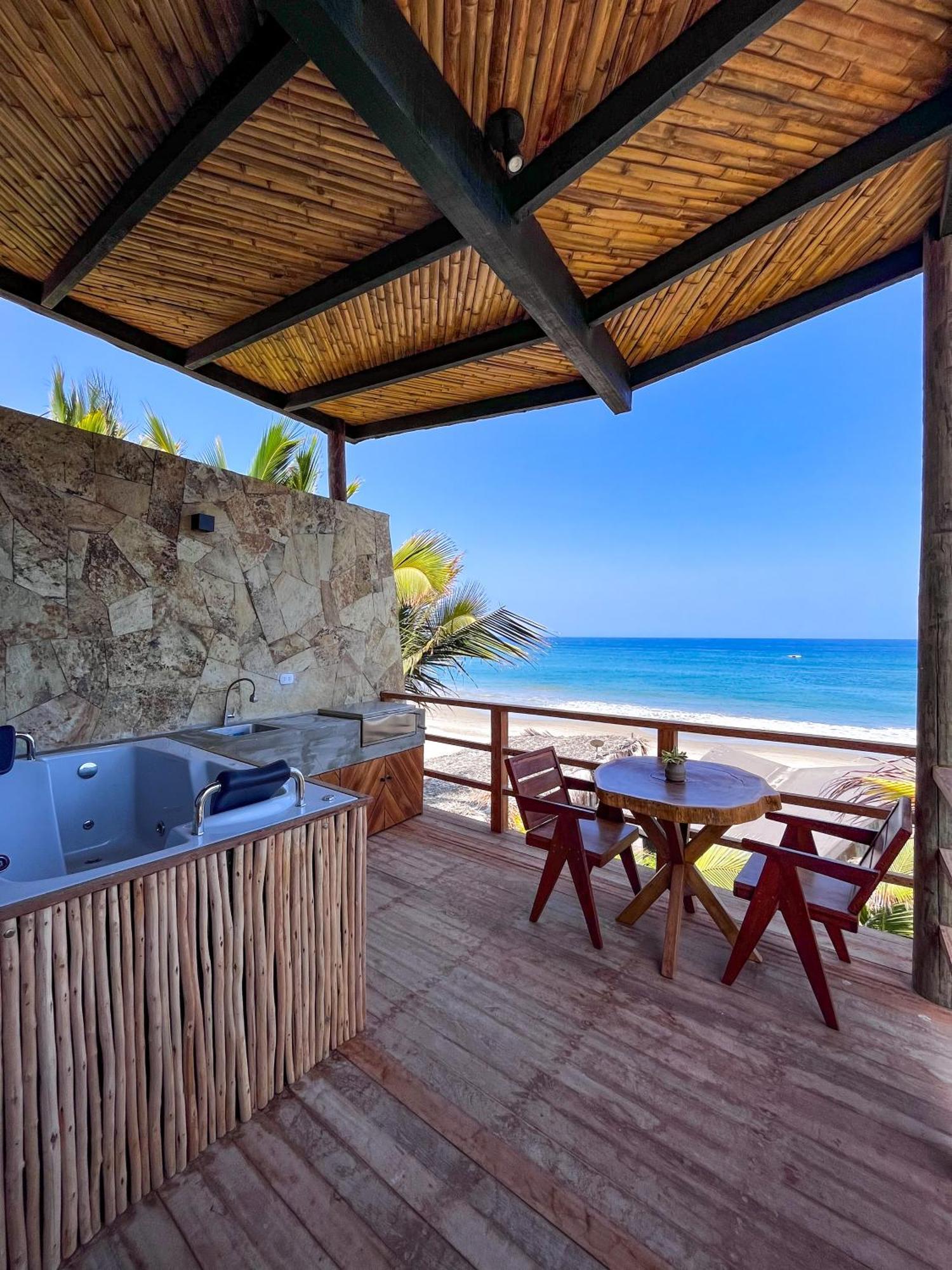 Diem Vichayito Beachfront Eco-Luxury Eksteriør bilde
