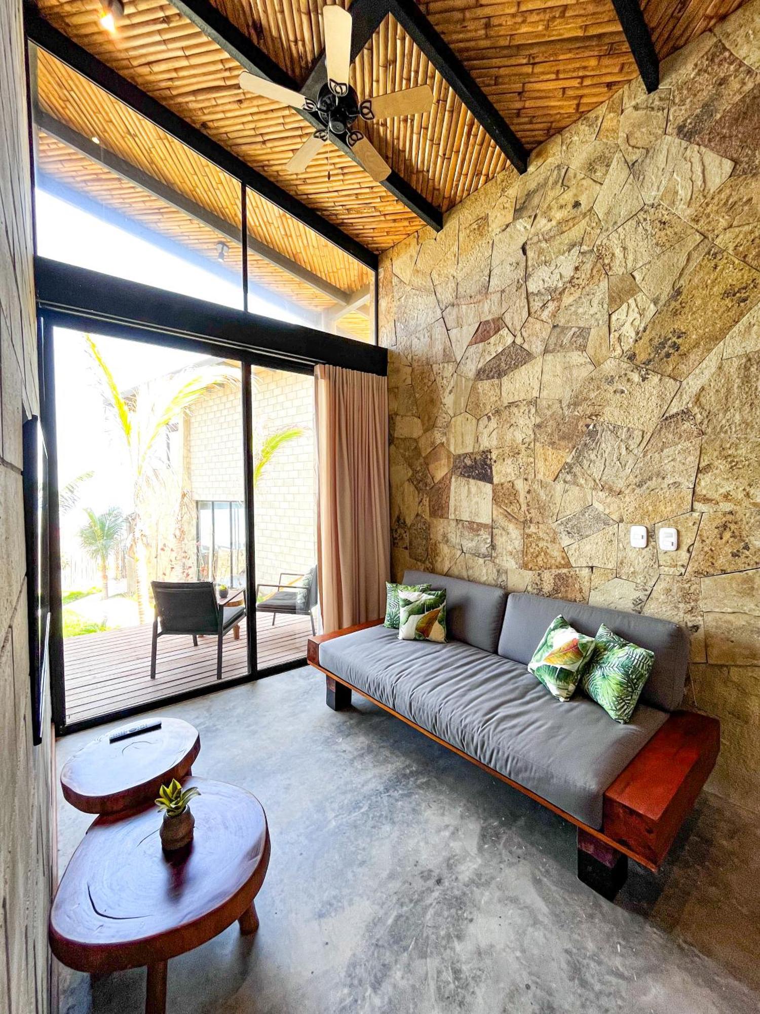 Diem Vichayito Beachfront Eco-Luxury Eksteriør bilde