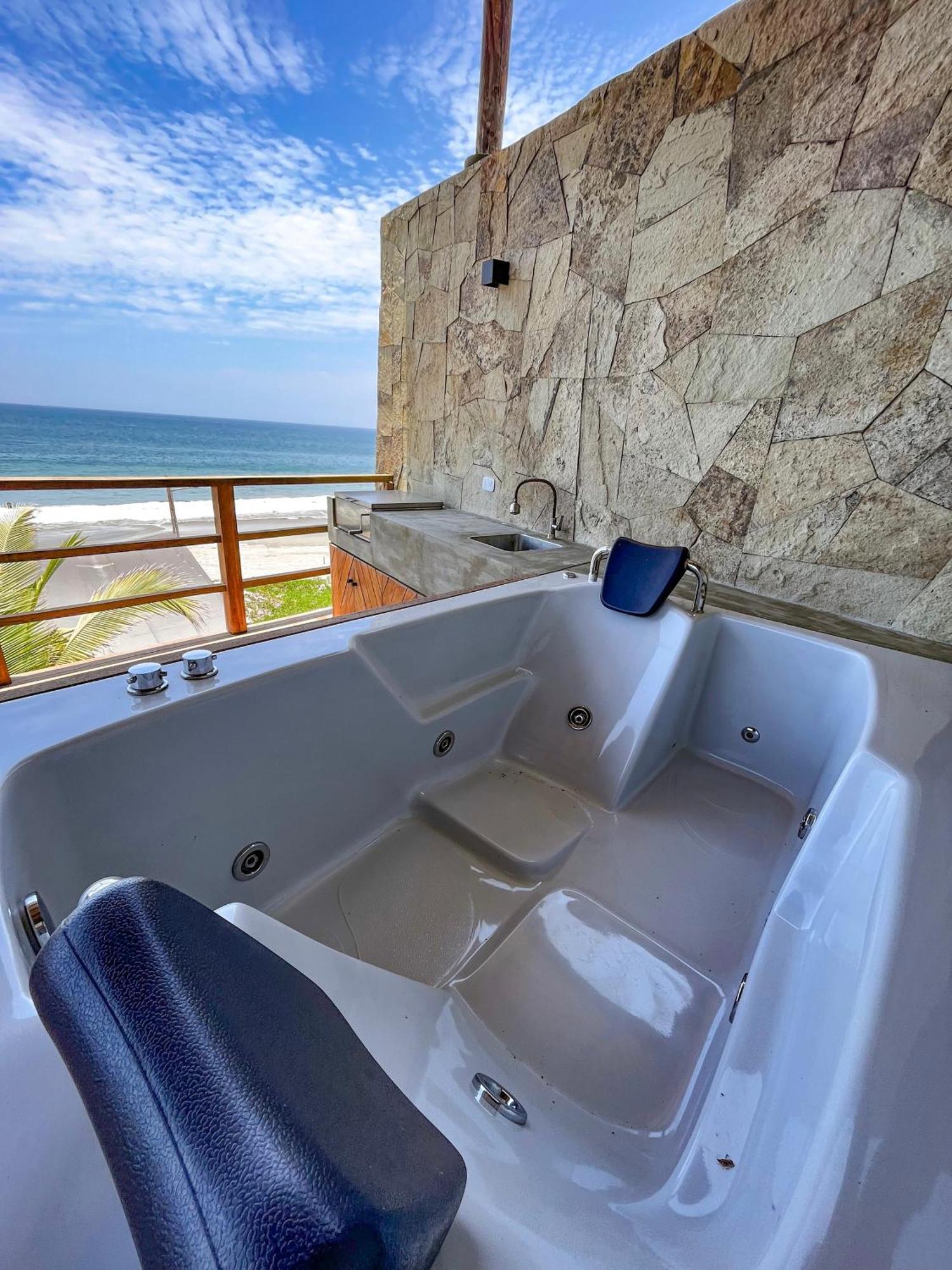 Diem Vichayito Beachfront Eco-Luxury Eksteriør bilde
