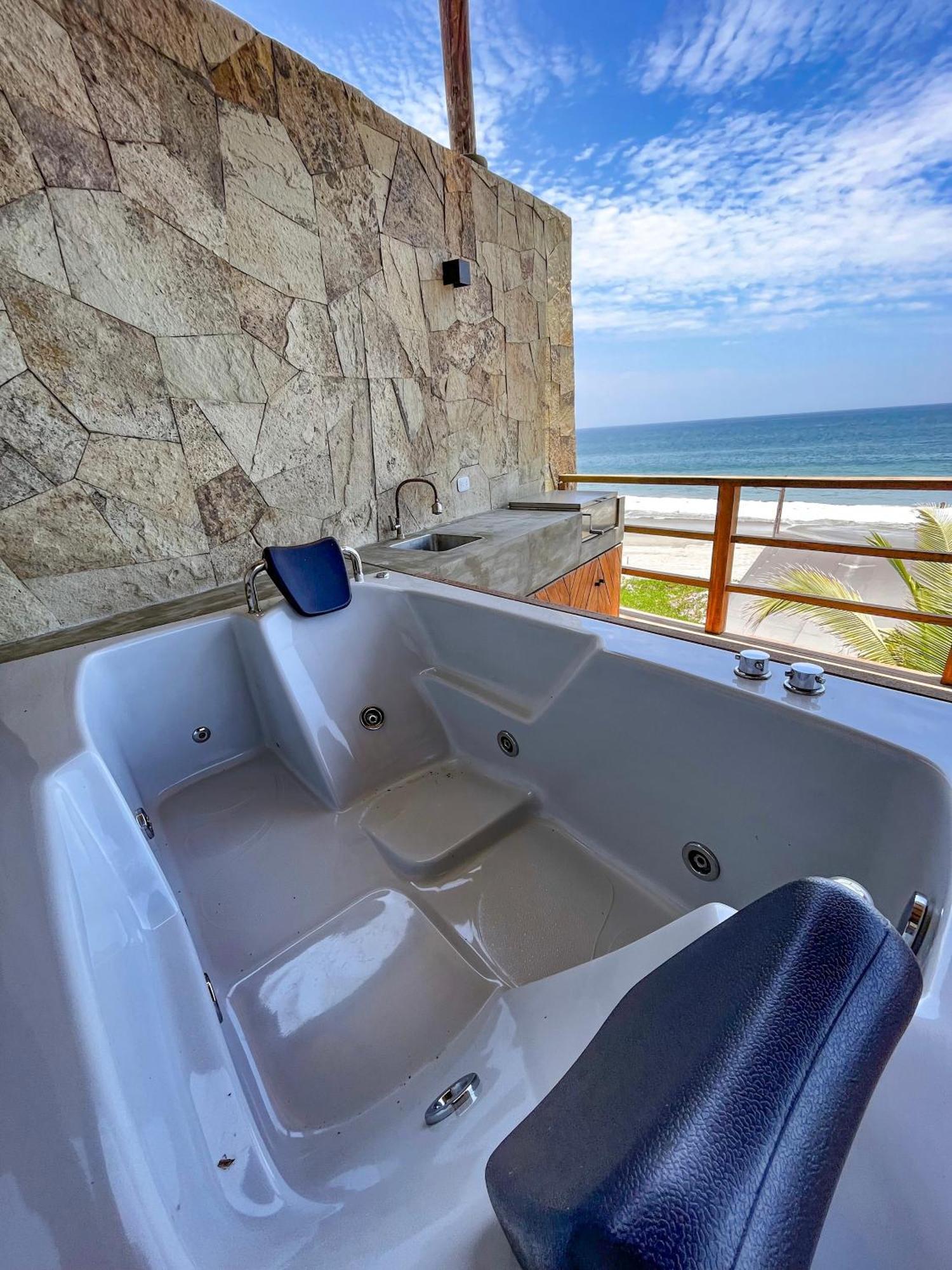Diem Vichayito Beachfront Eco-Luxury Eksteriør bilde