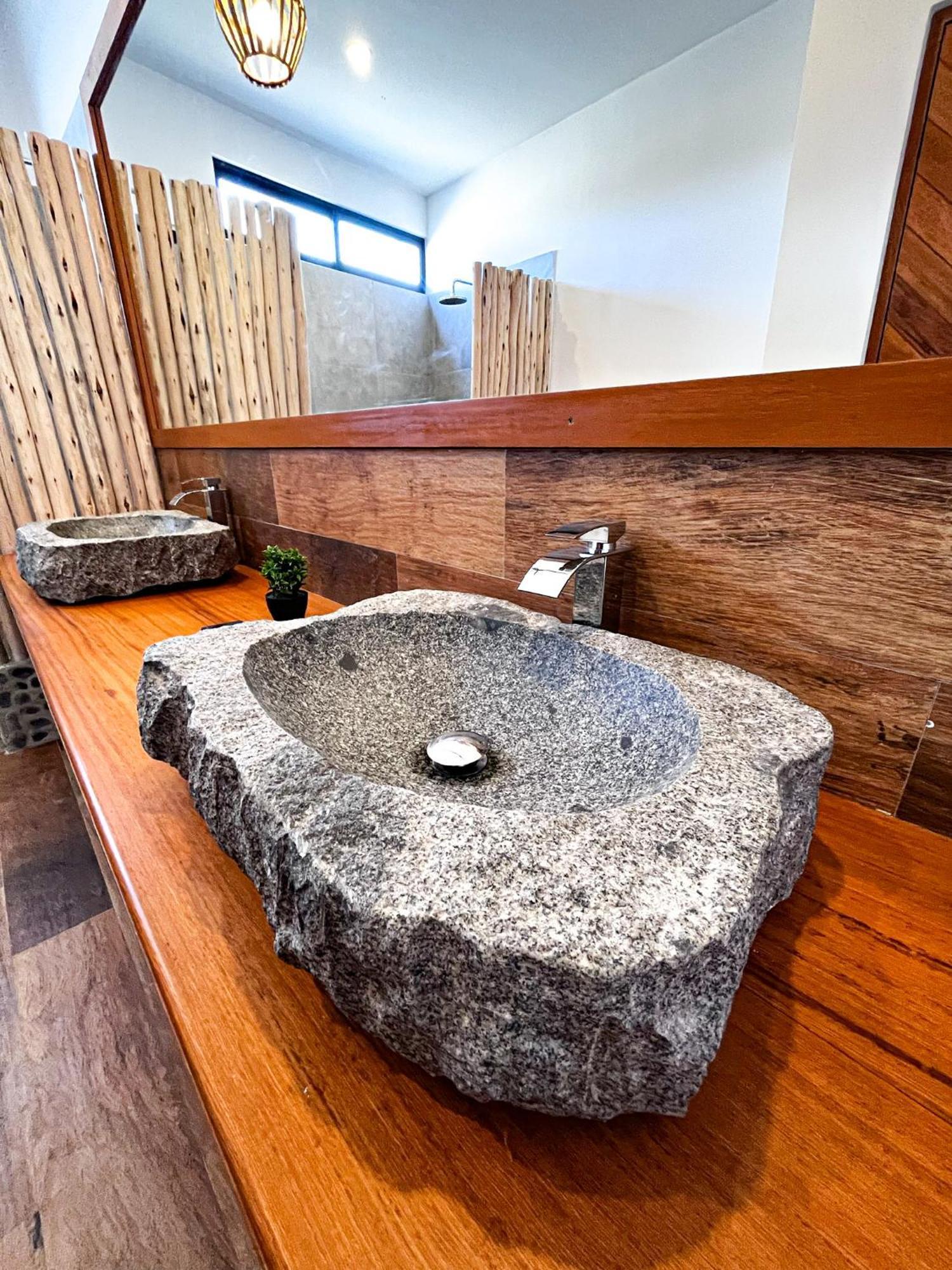 Diem Vichayito Beachfront Eco-Luxury Eksteriør bilde
